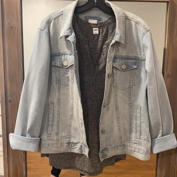 Old Navy basic blouse - Picture 2 of 6